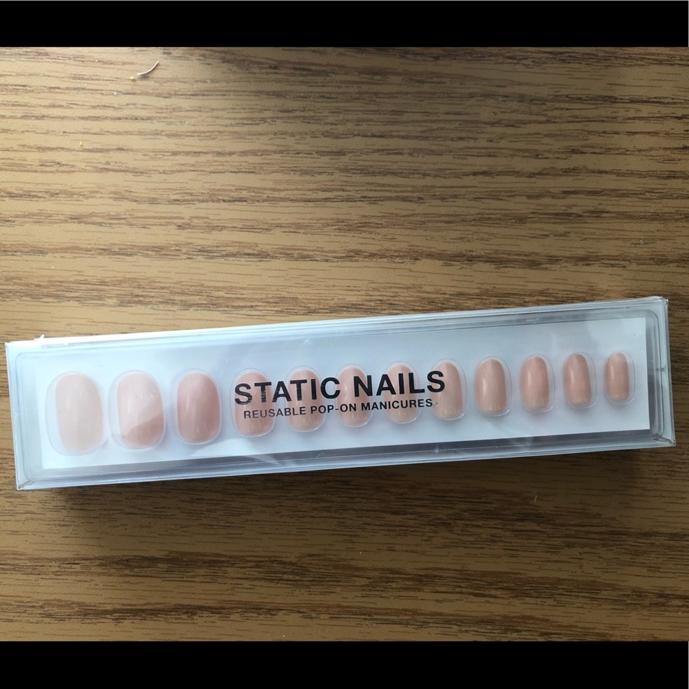 Static Nails - Fetish Round